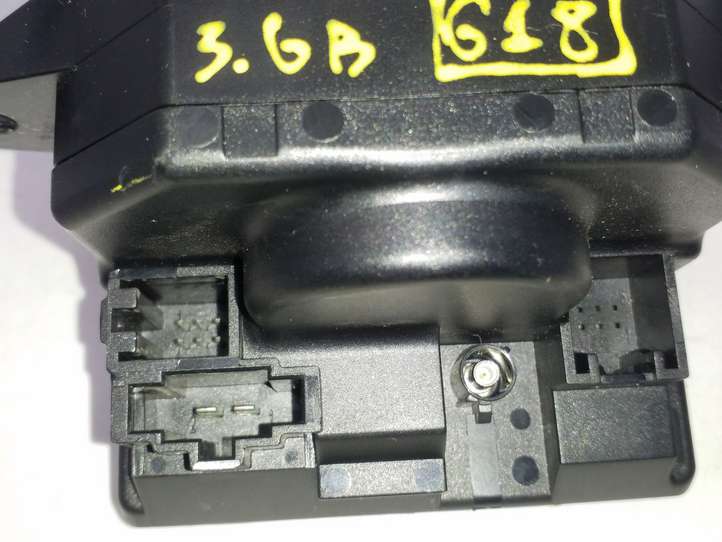 Audi Q7 (2005 - 2009)  4F0909131J Замок зажигания