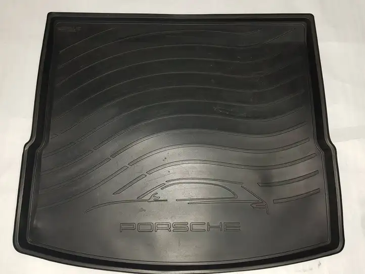 Porsche Macan (95B) (2014 - 2018) 95B04480018 Резиновый коврик багажника — фото 1