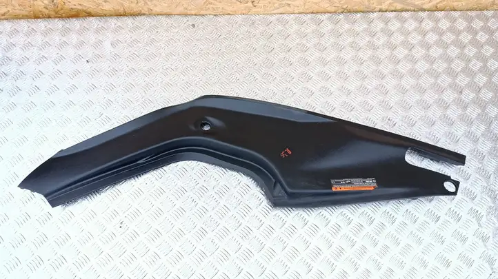 Tesla Model S (2012 - 2016) 100632800F Обшивка бардачка — фото 1