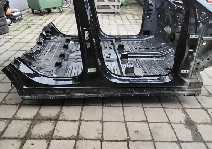 Mercedes-Benz EQE v295 (2022 - ) Передний порог кузова — фото 1
