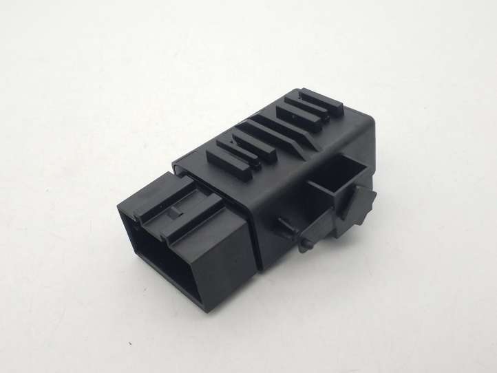 Audi A6 (2011 - 2014)  3T0959772B Реле обогрева
