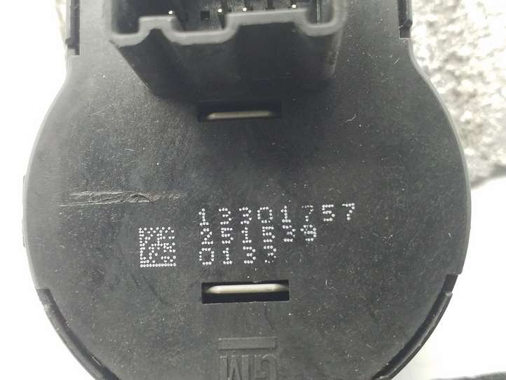 Chevrolet Cruze (2009 - 2012)  13301757 Включатель фонарей