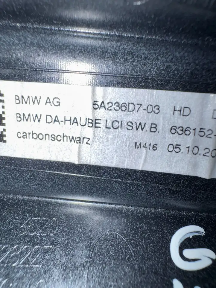 BMW X6 G06 (2019 - ) 5A236D7 Крышка GPS-антенны — фото 3