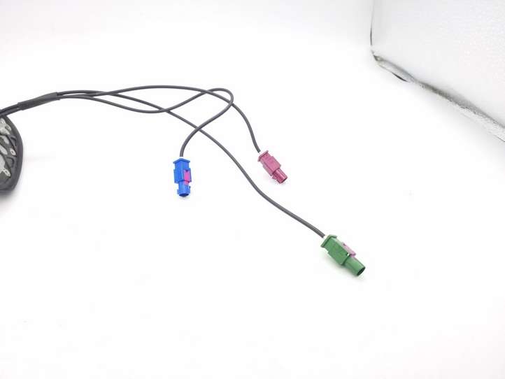 Volkswagen Passat CC (2008 - 2012)  3C0035507T Антенна (антенна GPS)