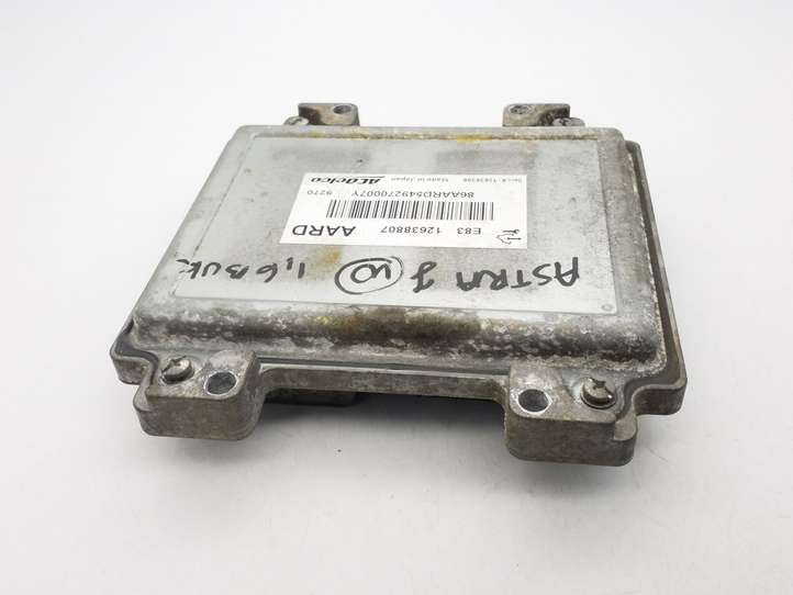 Opel Astra (2009 - 2012)  12638807 Блок управления двигателем ECU