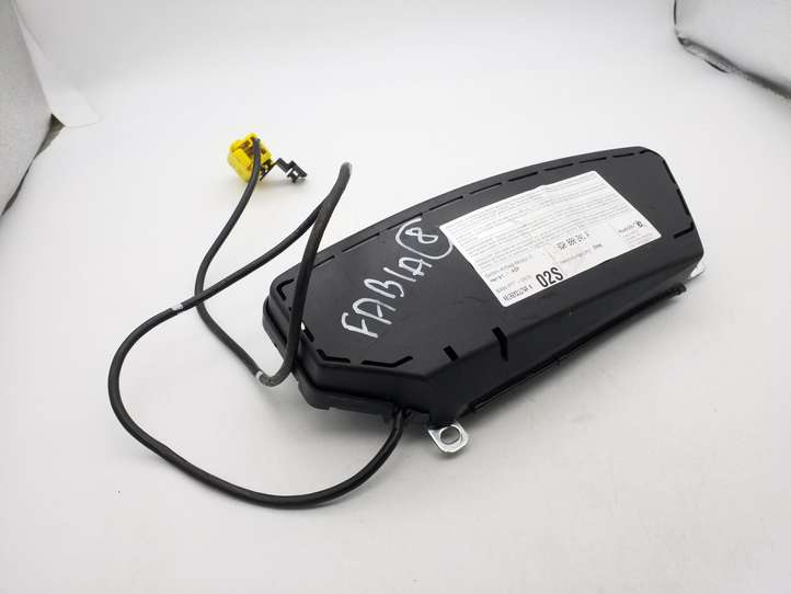 Skoda Fabia Mk2 (5J) (2007 - 2014)  6Q0880241A Подушка безопастности сиденья