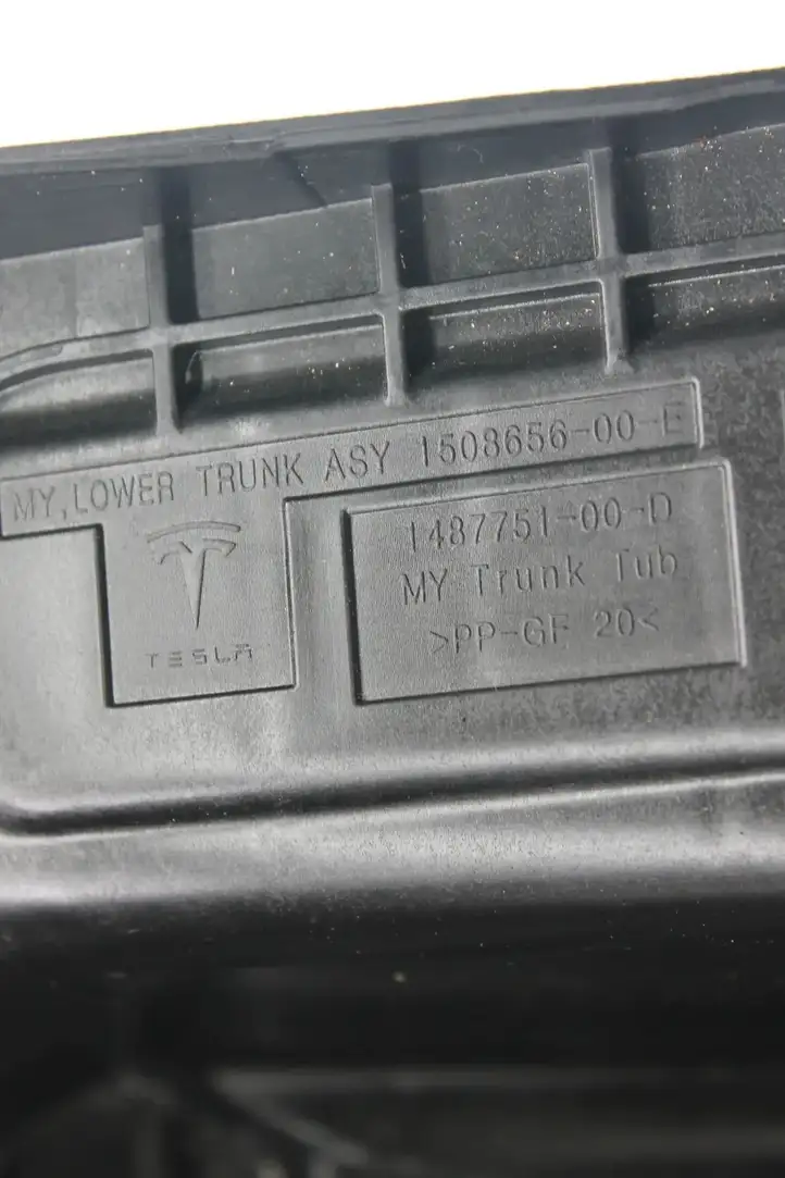 Tesla Model Y (2019 - 2024) 150865600E Другая часть кузова — фото 5