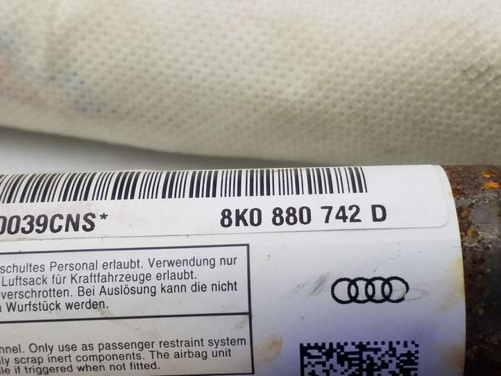 Audi A4 (2007 - 2011)  8K0880742D Звукоизоляция крыши