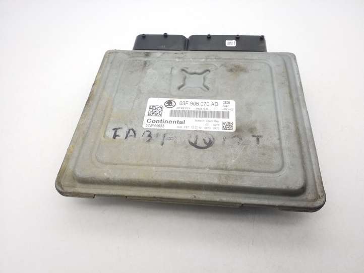 Skoda Fabia Mk2 (5J) (2007 - 2014)  03F906070AD Блок управления двигателем ECU