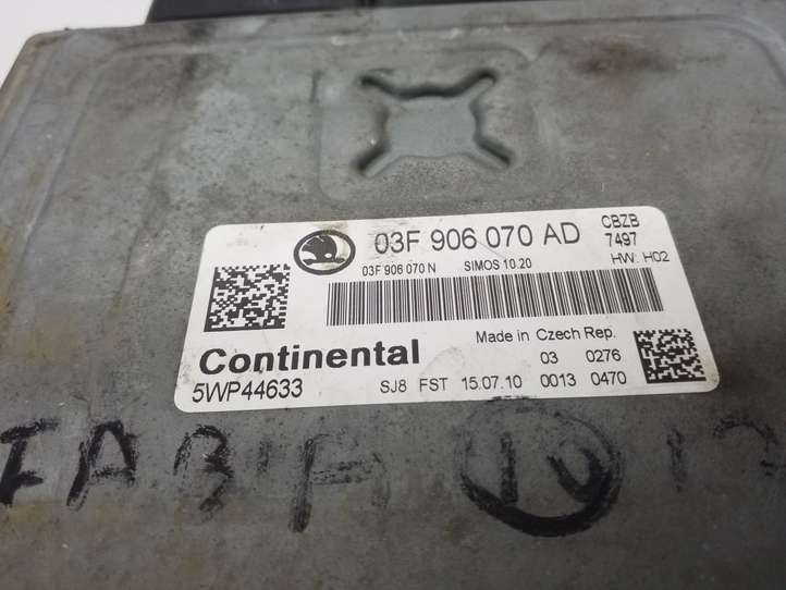 Skoda Fabia Mk2 (5J) (2007 - 2014)  03F906070AD Блок управления двигателем ECU