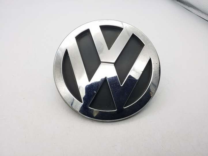 Volkswagen Transporter-Caravelle (2003 - 2009)  7H0853630A Значок производителя / буквы модели