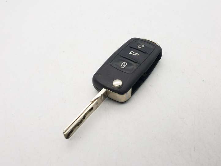 Skoda Rapid (NH) (2012 - 2019)  3T0837202L Ключ / карточка зажигания