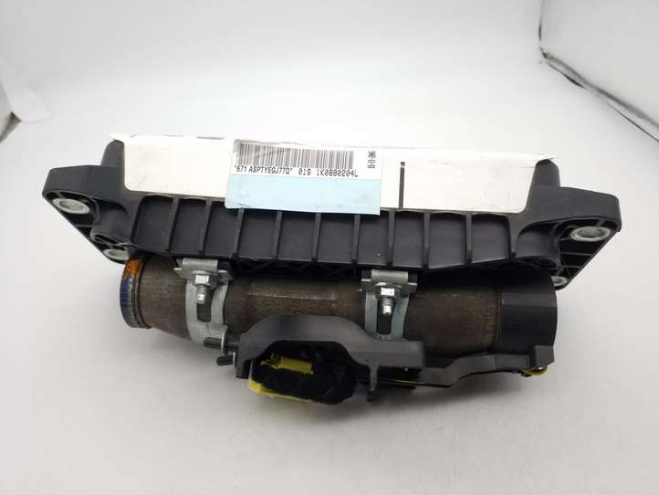 Volkswagen Golf Plus (2004 - 2008)  1K0880204L Подушка безопастности пассажира