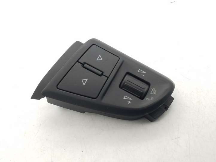 Skoda Superb B6 (3T) (2008 - 2015)  3T0959537D Кнопки рулевого колеса