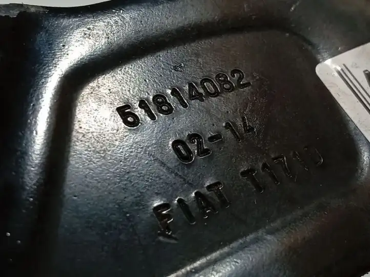 Fiat Doblo (2009 - 2015) 51814082 Другая деталь раздвижной двери — фото 4