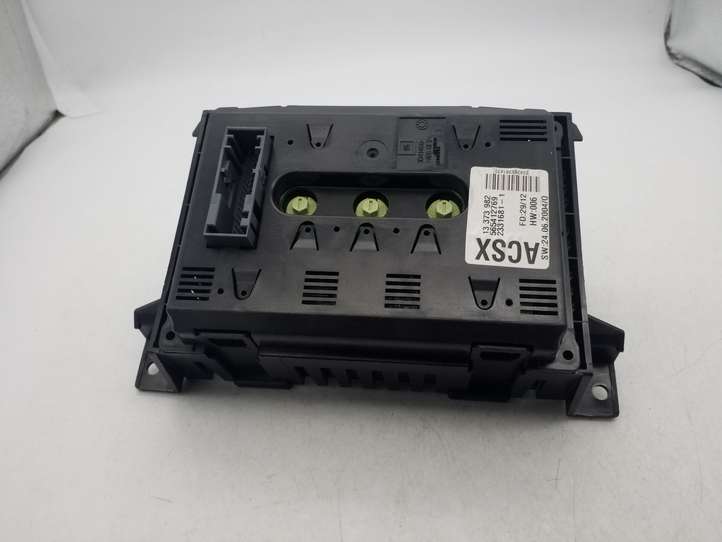 Opel Zafira (2008 - 2014)  13373982 Экран/ дисплей / маленький экран