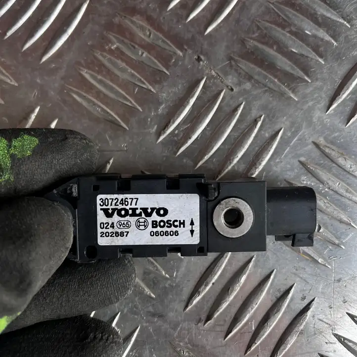 Volvo XC90 (2006 - 2014) 30724677 Датчик удара SRS — фото 2