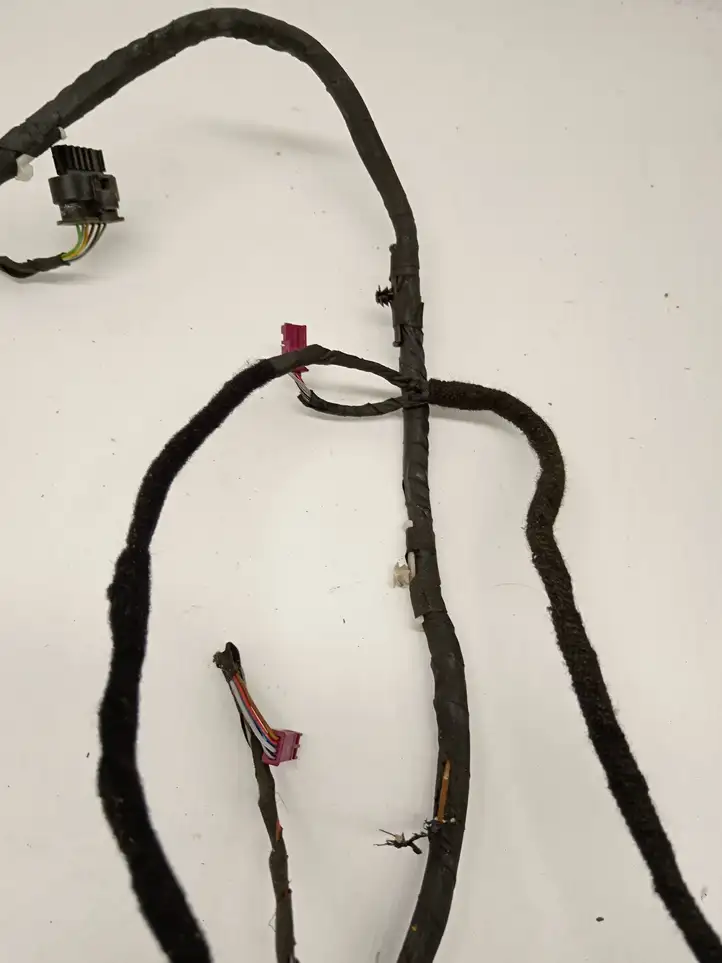 BMW 7 G11 G12 (2015 - 2022)  7272566 Проводка задних дверей