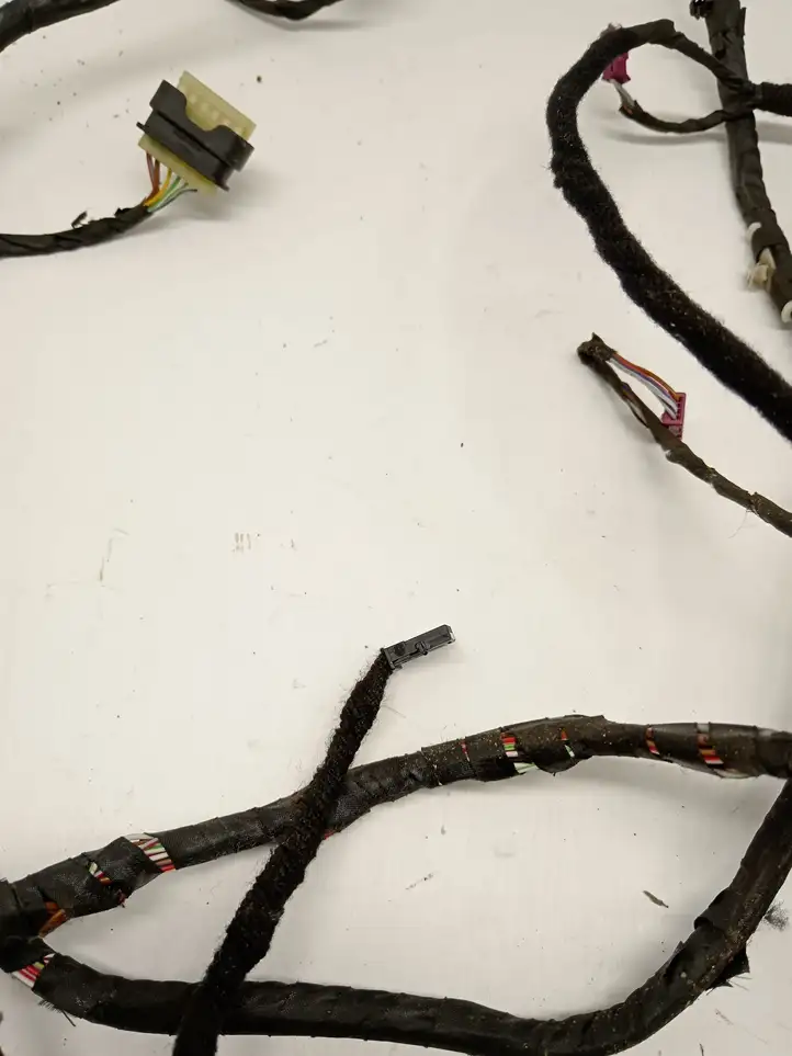 BMW 7 G11 G12 (2015 - 2022)  7272566 Проводка задних дверей