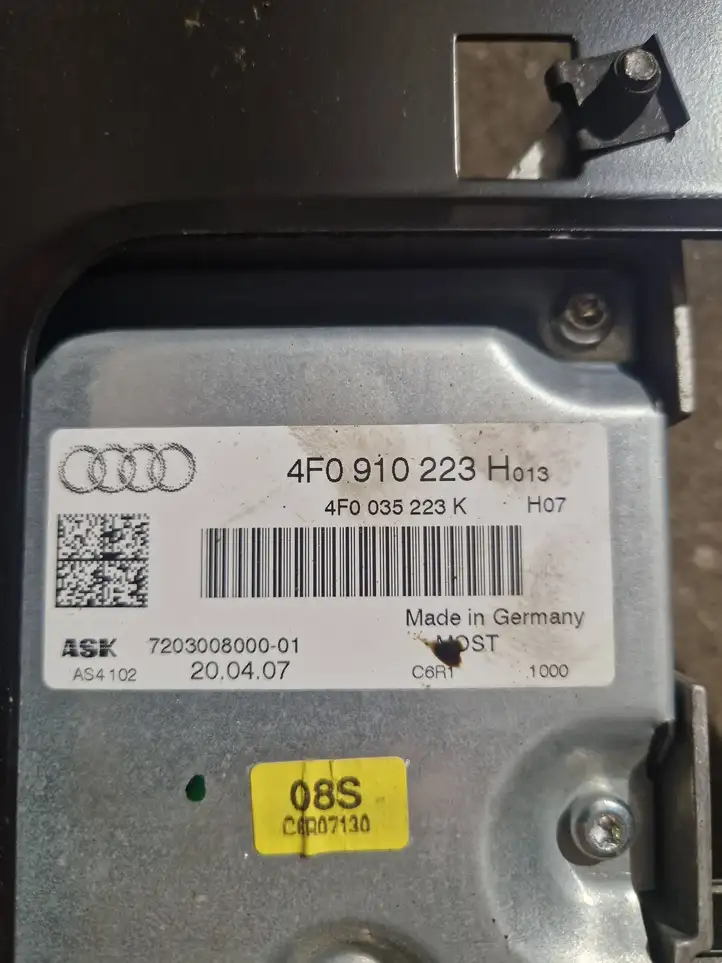 Audi A6 S6 C6 4F (2004 - 2008) 4F0035223K Усилитель звука — фото 3