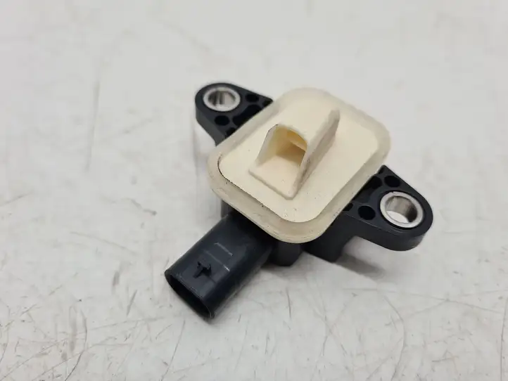 Skoda Fabia Mk3 (NJ) (2015 - 2021)  4H0955557 Датчик удара надувных подушек