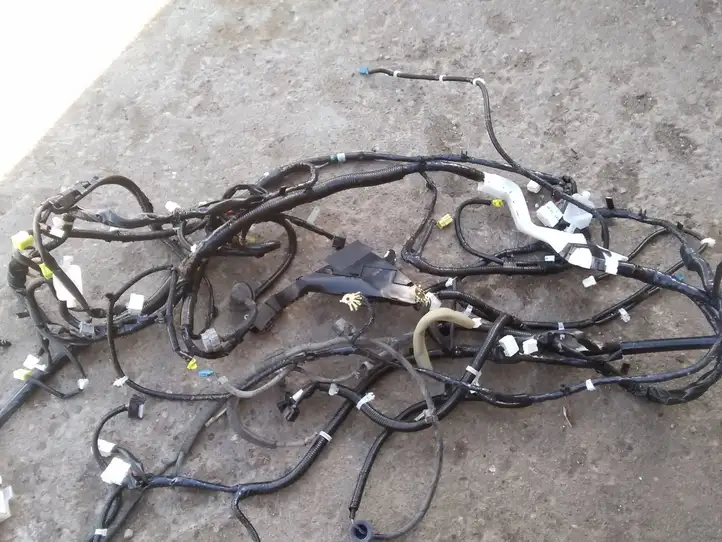 Nissan Leaf I (ZE0) (2010 - 2017) 240143NA2A Прочая электропроводка — фото 3