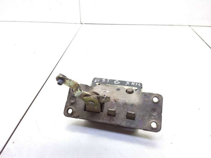 Opel Astra (1998 - 2004)  90563999 Замок задней крышки