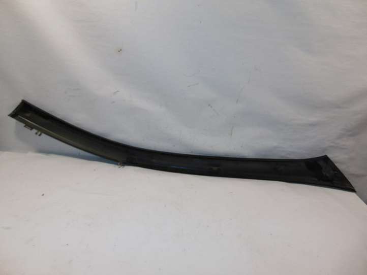 Peugeot 607 (2000 - 2004)  8120L3 Отделка стоек лобового стекла