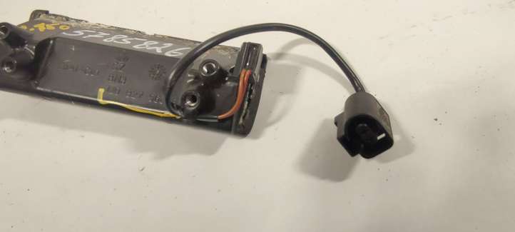 Volkswagen Touareg I (2002 - 2010)  1J0827566F Ручка задней крышки
