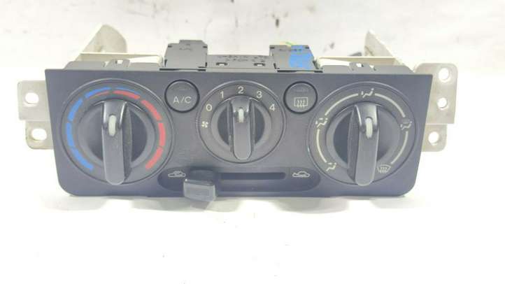 Mazda Demio (1996 - 2002)  DC3561190C Блок управления кондиционера воздуха / климата/ печки (в салоне)