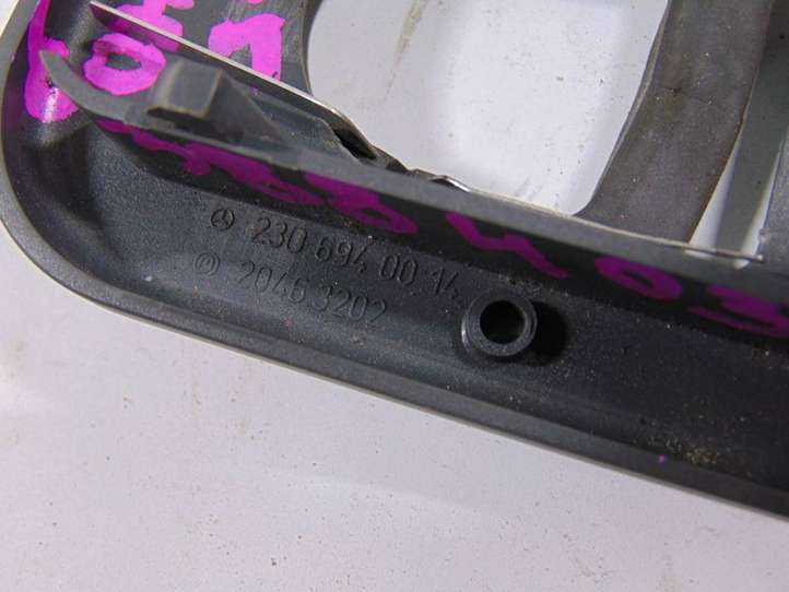Mercedes-Benz SL R230 (2001 - 2012)  A2306940014 Обшивка крышки багажника