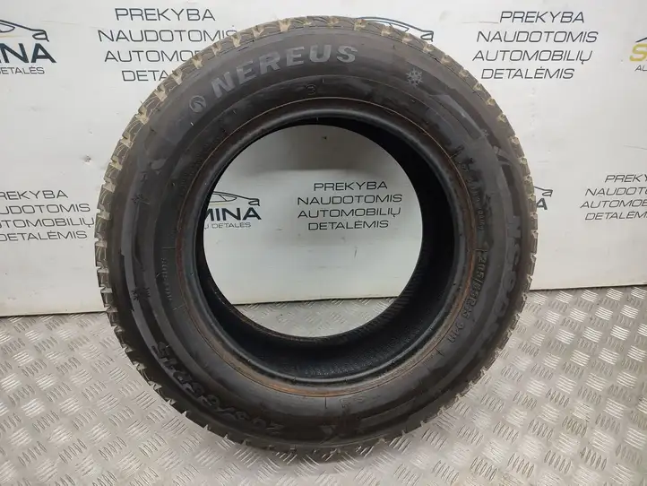 Skoda Yeti (5L) (2013 - 2018) 20565r15 Зимняя шина R15 — фото 2