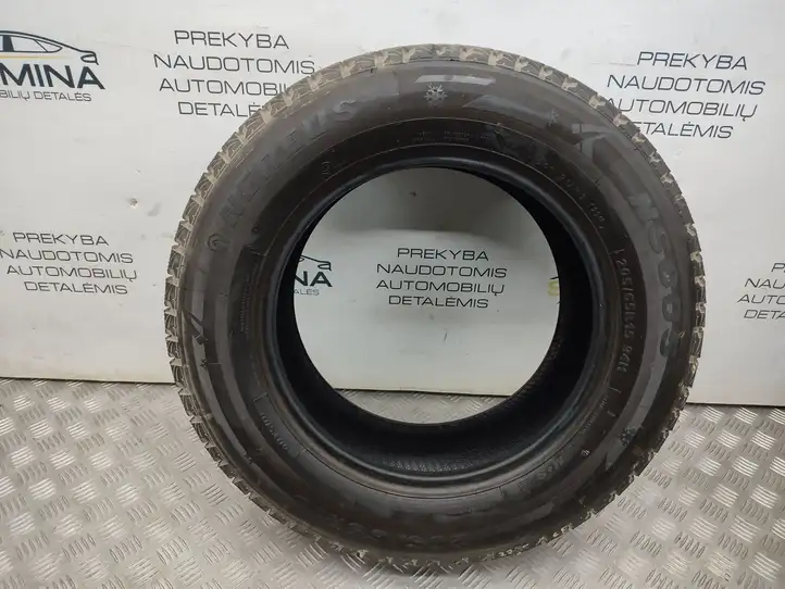 Skoda Yeti (5L) (2013 - 2018) 20565r15 Зимняя шина R15 — фото 13