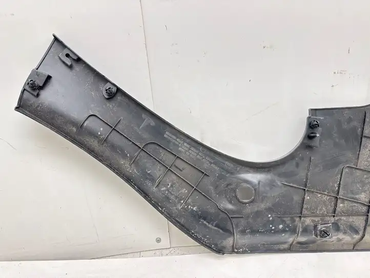 Tesla Model S (2016 - 2021) 106048000B Обшивка бардачка — фото 6