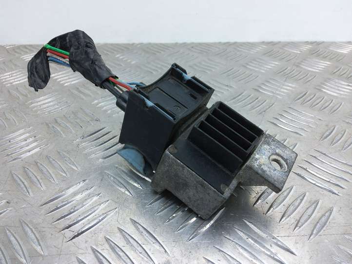 Citroen Berlingo (2003 - 2007)  9640469680 Реле подогрева свеч