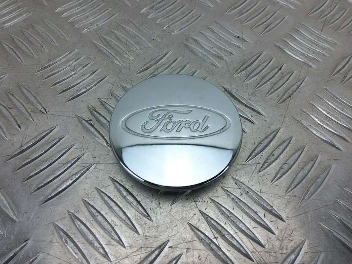 Ford Focus (2005 - 2008)  2M511000AA Заводская крышка (крышки) от центрального отверстия колеса