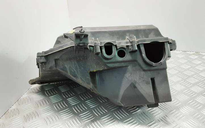 Audi A6 (2004 - 2008)  4F1907355A Ящик предохранителей (комплект)