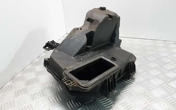 Audi A6 (2004 - 2008)  4F1907355A Ящик предохранителей (комплект)