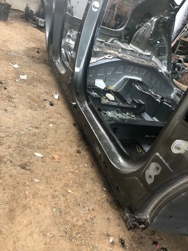 Hyundai Kona II (2023 - ) Передний порог кузова — фото 1