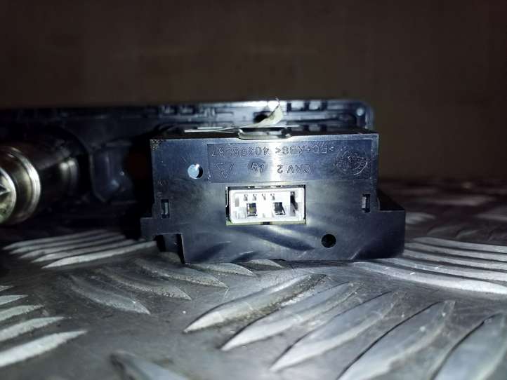 Jaguar XF X250 (2007 - 2015)  AW9319C166AA Разъем USB