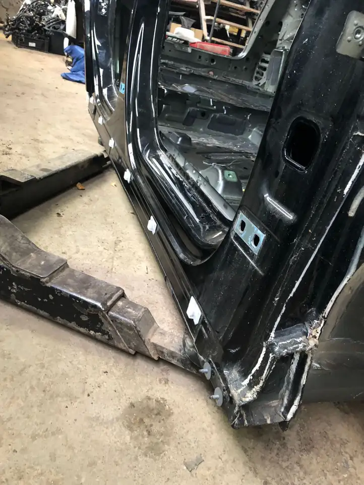 Mercedes-Benz EQB (2021 - ) Передний порог кузова — фото 1