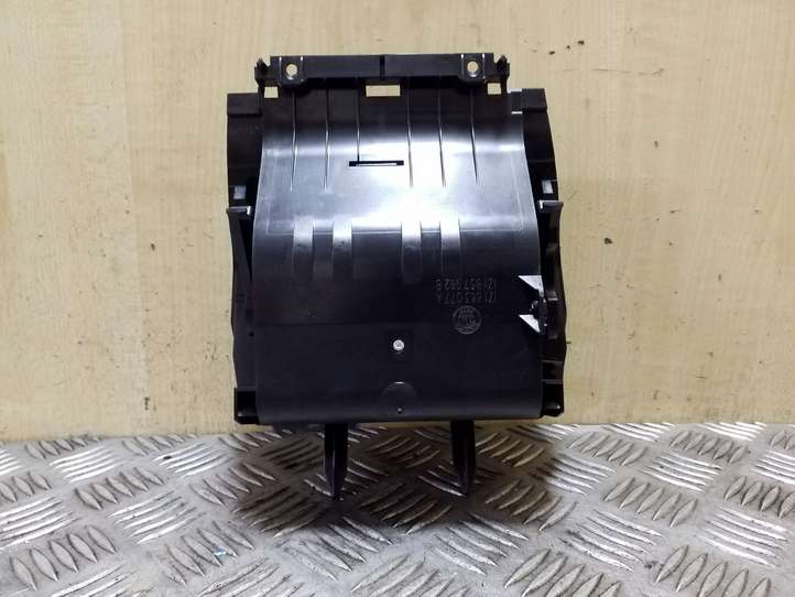 Skoda Octavia Mk2 (1Z) (2004 - 2013)  1Z1863077A Пепельница