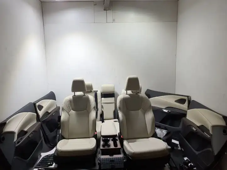 Lexus RX V (2022 - ) Комплект салона — фото 1