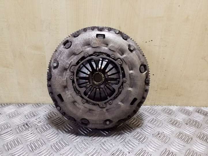 Skoda Octavia Mk2 (1Z) (2004 - 2013)  06F105266Q Комплект сцепления