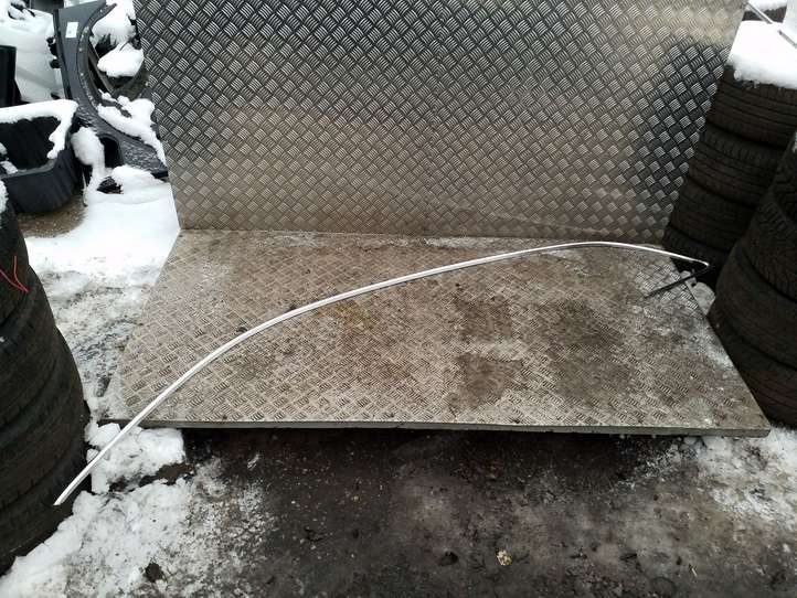 Audi Q5 (2008 - 2012)  8R0853703B Звукоизоляция крыши