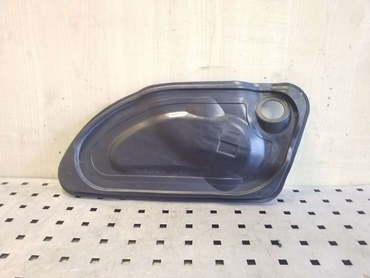 Audi A4 (2007 - 2011)  8K0837916B Другая деталь отделки пере́дней дверей