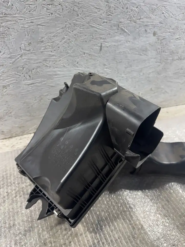 BMW 1 F20 F21 (2011 - 2019) 7602642 Трубка подачи воздуха — фото 1