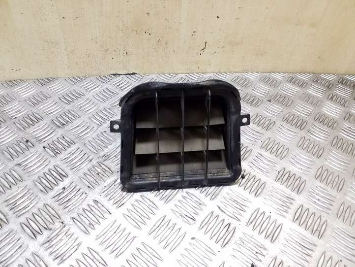 Audi A4 (2007 - 2011)  8K0819161B Вентиляционная решётка