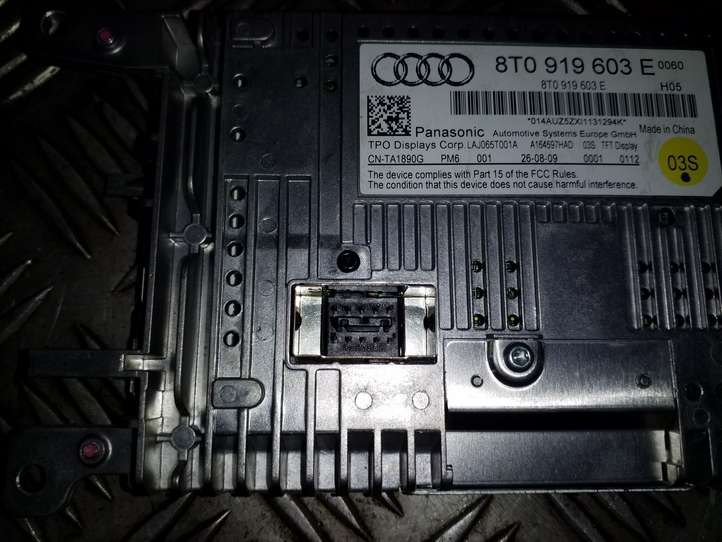 Audi A4 (2007 - 2011)  8T0919603E Экран/ дисплей / маленький экран