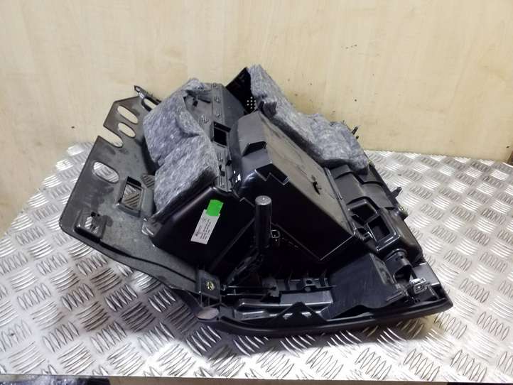 Audi A4 (2007 - 2011)  8K2857035C Комплект ящика для вещей (бардачка)